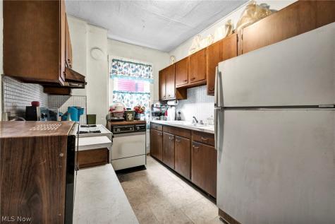 9220 Adams Avenue Cleveland OH 44108