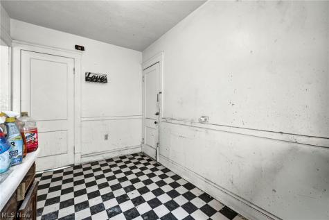 9220 Adams Avenue Cleveland OH 44108