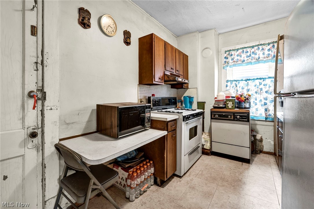 9220 Adams Avenue Cleveland OH 44108