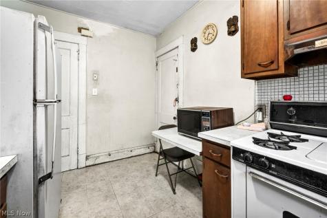9220 Adams Avenue Cleveland OH 44108