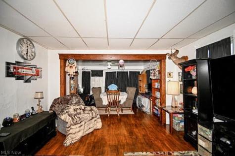 1847 Lincoln Way E Massillon OH 44646
