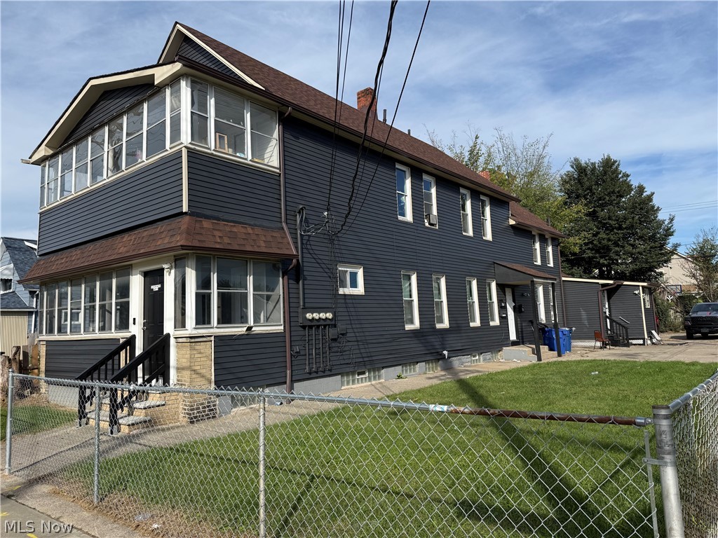 3319 W 44th Street Cleveland OH 44109