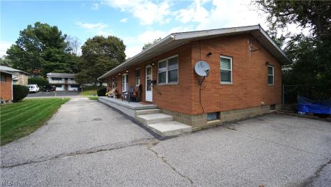 2350-2352 Nicholas Avenue Akron OH 44305