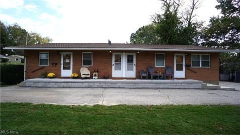 2350-2352 Nicholas Avenue Akron OH 44305