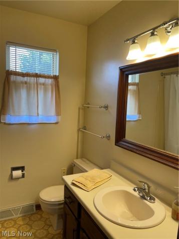 405-407 S Firestone Boulevard Akron OH 44301