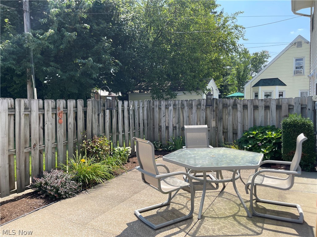 405-407 S Firestone Boulevard Akron OH 44301