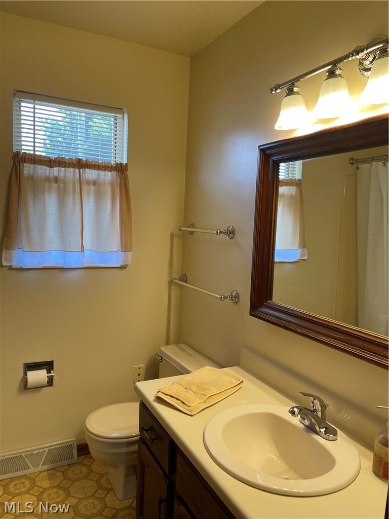 405-407 S Firestone Boulevard Akron OH 44301