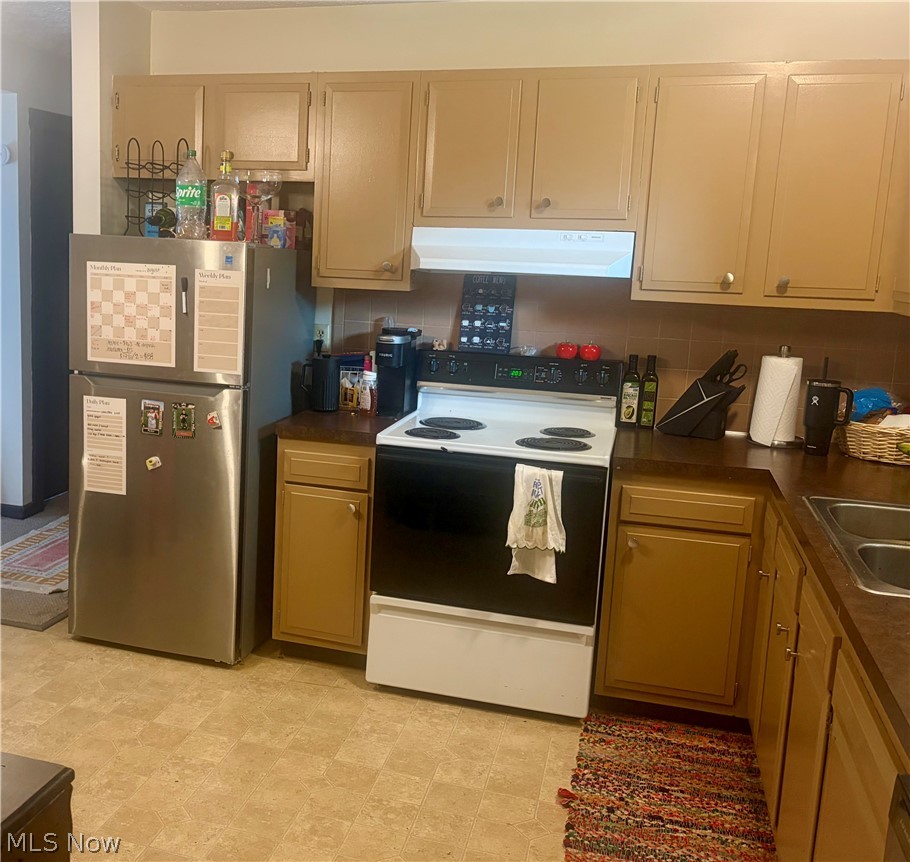904-908 Skyside Drive Clinton OH 44216