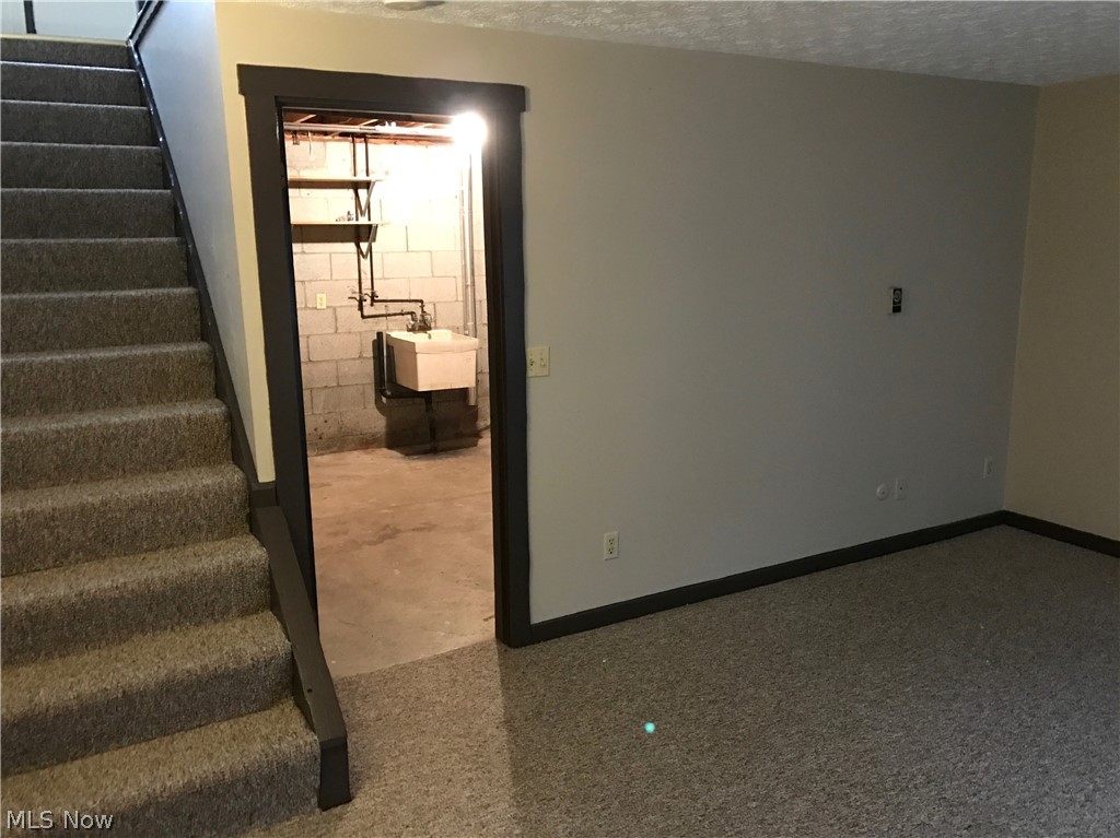 904-908 Skyside Drive Clinton OH 44216