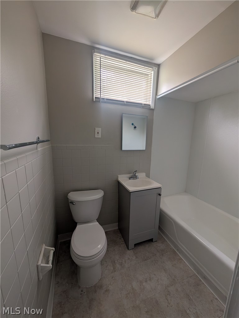 7515 Ottawa Road Cleveland OH 44105