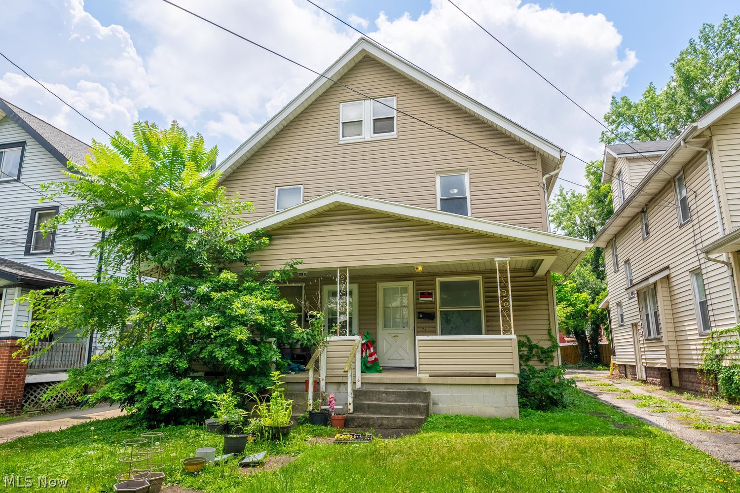 46-48 E Archwood Avenue Akron OH 44301
