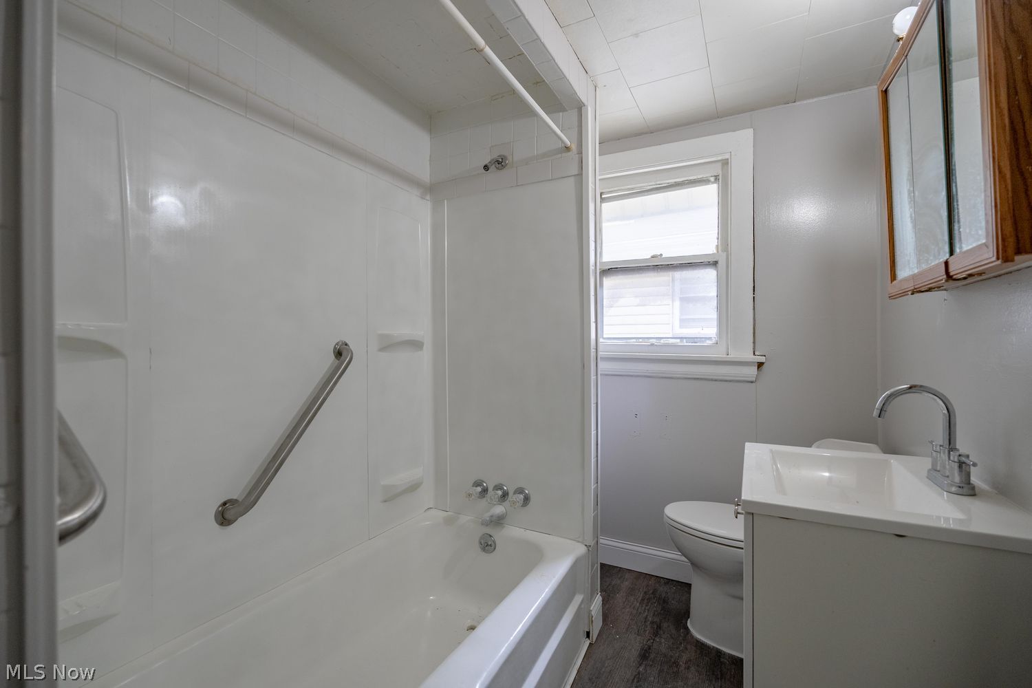 46-48 E Archwood Avenue Akron OH 44301