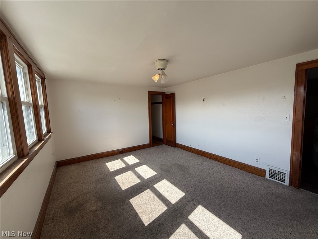 18309 Edgerton Road Cleveland OH 44119