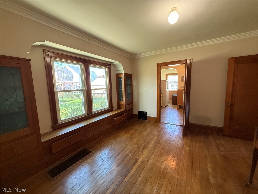 18309 Edgerton Road Cleveland OH 44119