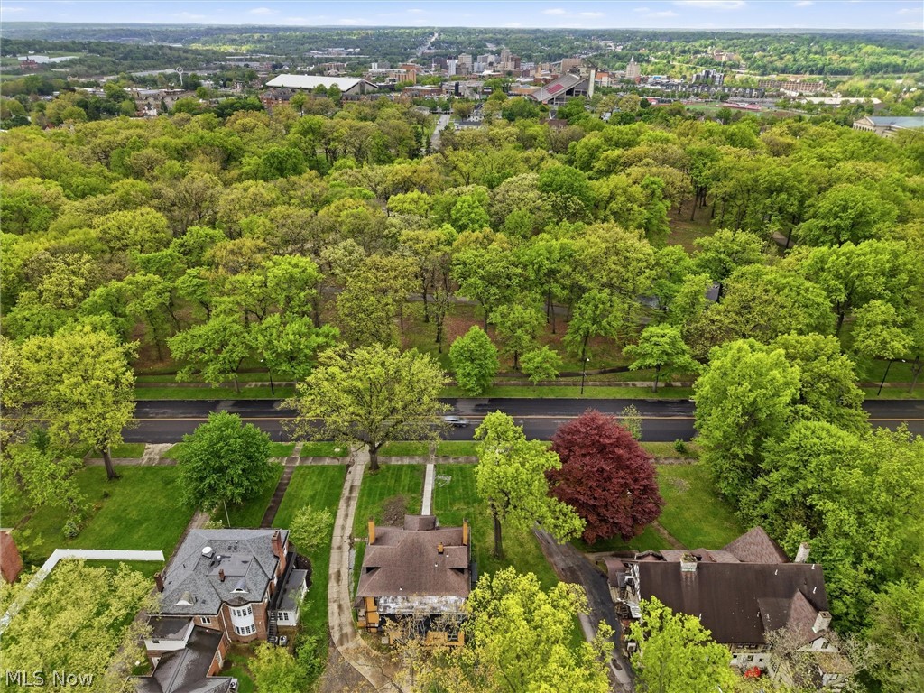 252 Broadway Avenue Youngstown OH 44504