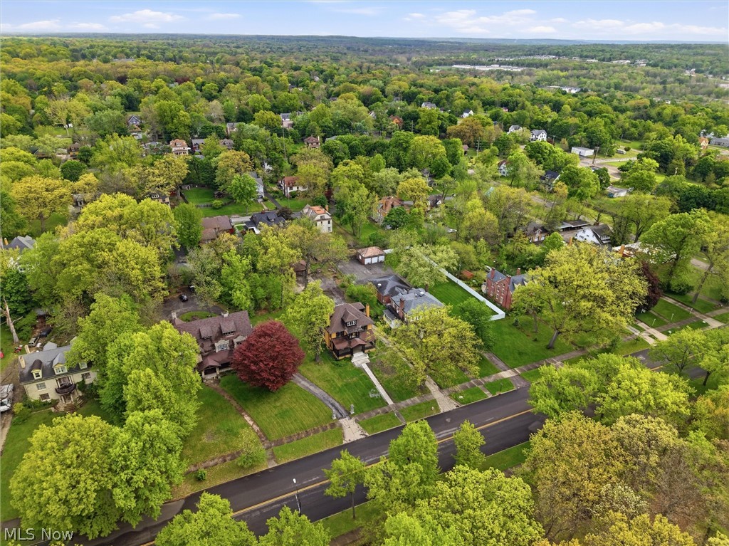 252 Broadway Avenue Youngstown OH 44504