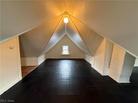 1333 E 68th Street Cleveland OH 44103