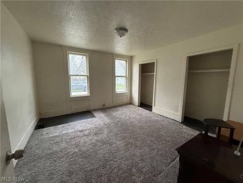 1333 E 68th Street Cleveland OH 44103