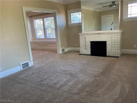 2110 Bunts Road Lakewood OH 44107