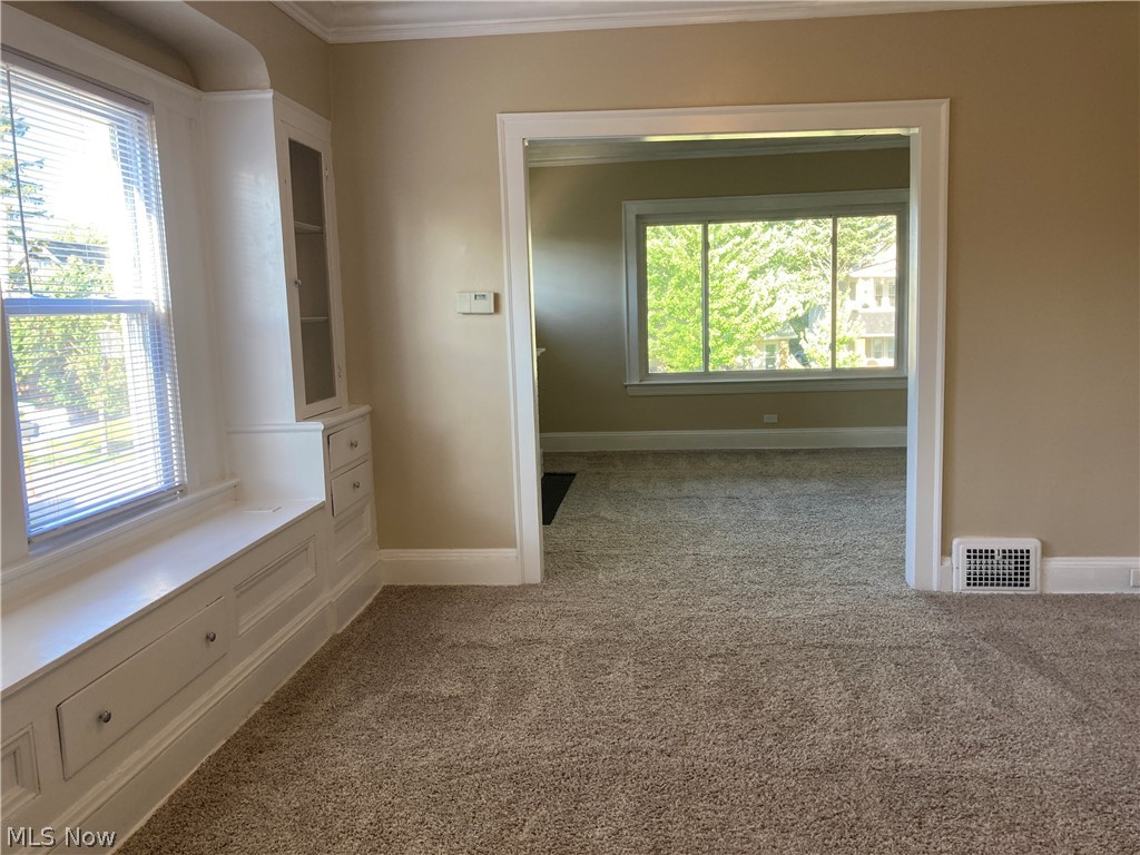 2110 Bunts Road Lakewood OH 44107