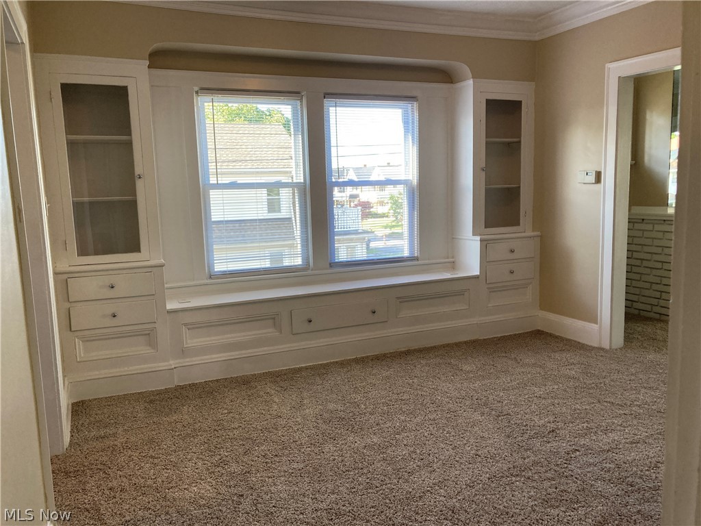 2110 Bunts Road Lakewood OH 44107