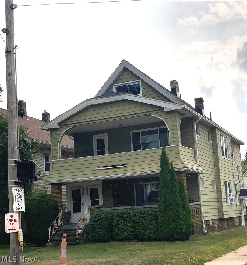 2110 Bunts Road Lakewood OH 44107