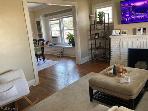 2110 Bunts Road Lakewood OH 44107