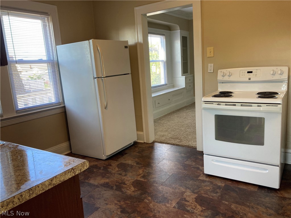 2110 Bunts Road Lakewood OH 44107