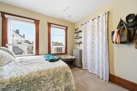 2147 W 11th Street Cleveland OH 44113