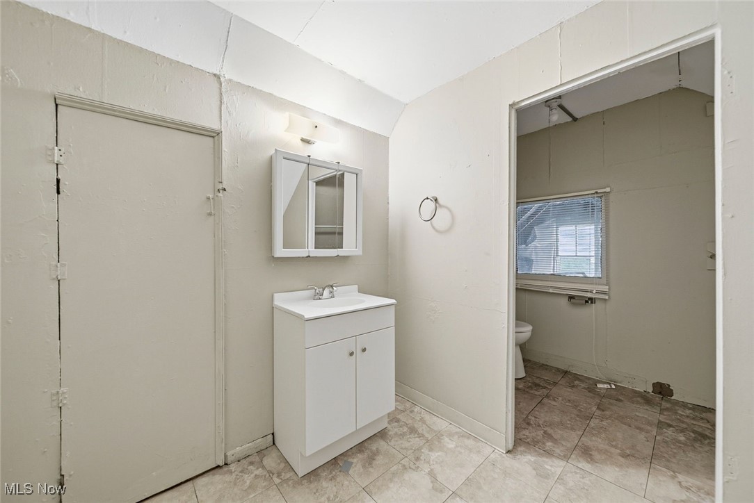 2147 W 11th Street Cleveland OH 44113