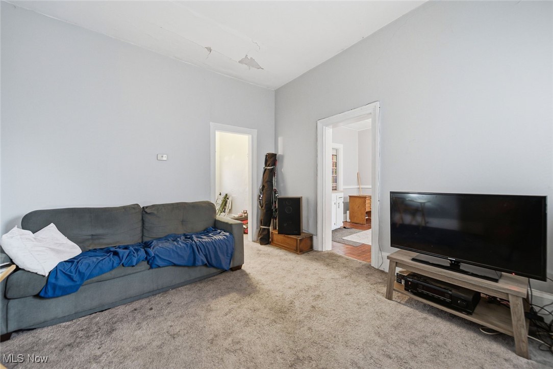 2147 W 11th Street Cleveland OH 44113