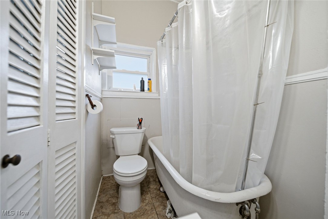 2147 W 11th Street Cleveland OH 44113