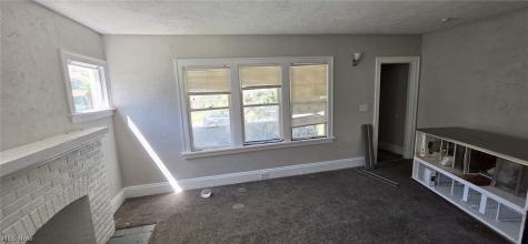 18024 Olympia Road Cleveland OH 44112
