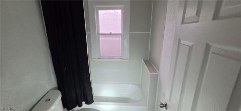 18024 Olympia Road Cleveland OH 44112