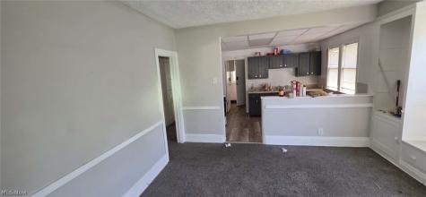 18024 Olympia Road Cleveland OH 44112