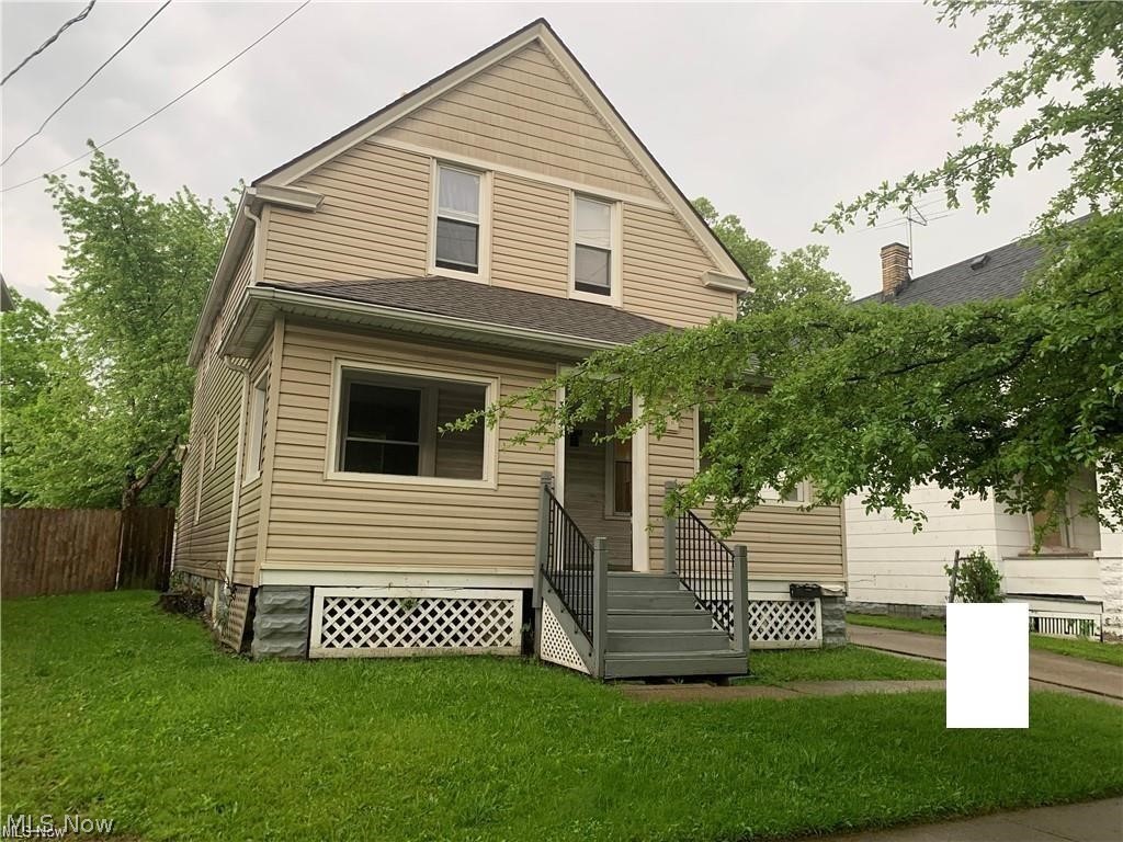 3247 W 56th Street Cleveland OH 44102