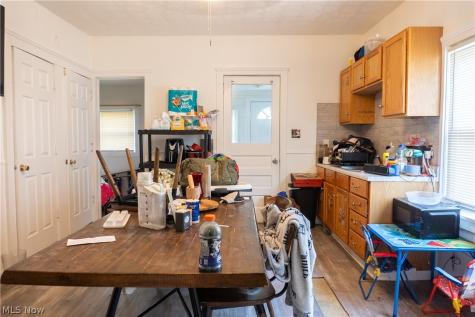 3247 W 56th Street Cleveland OH 44102