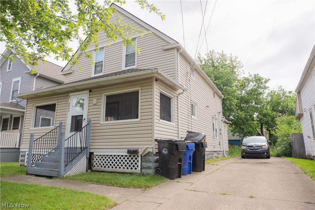 3247 W 56th Street Cleveland OH 44102