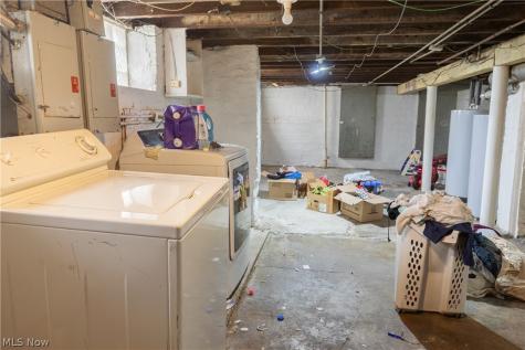 3247 W 56th Street Cleveland OH 44102