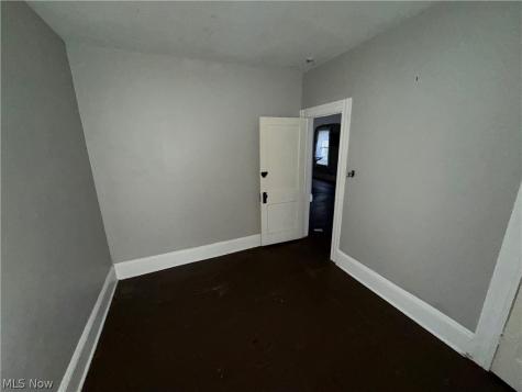 3185 W 58th Street Cleveland OH 44102