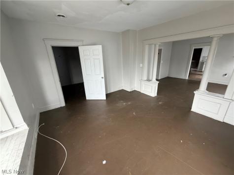3185 W 58th Street Cleveland OH 44102