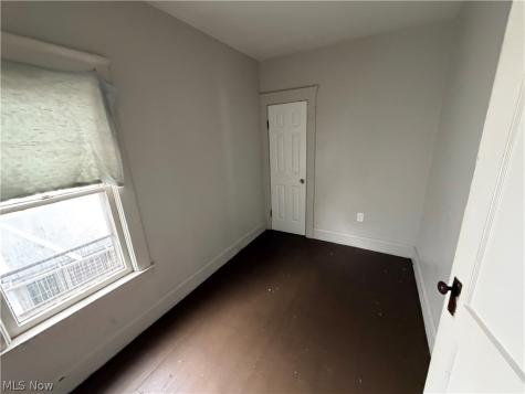 3185 W 58th Street Cleveland OH 44102
