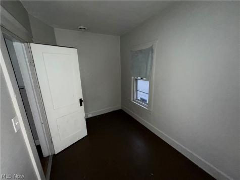 3185 W 58th Street Cleveland OH 44102