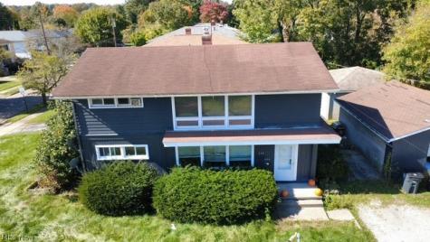 222 Stoddard Avenue Akron OH 44313