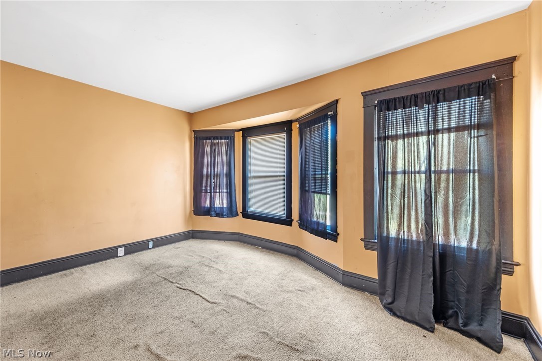 6302 Francis Avenue Cleveland OH 44127