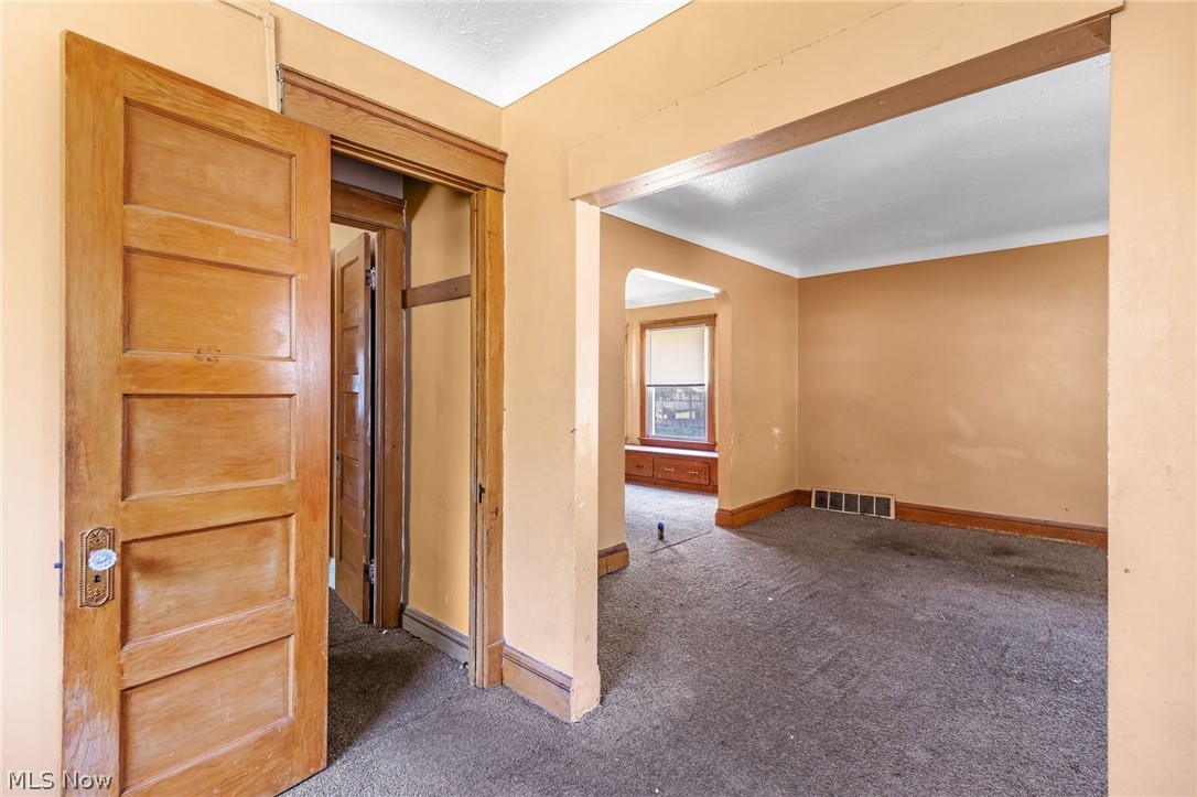 6302 Francis Avenue Cleveland OH 44127