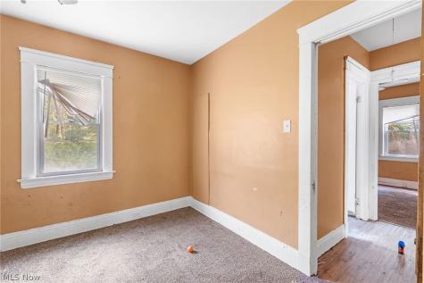 6302 Francis Avenue Cleveland OH 44127
