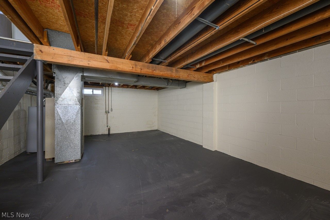 331 Locke Avenue NW Massillon OH 44646