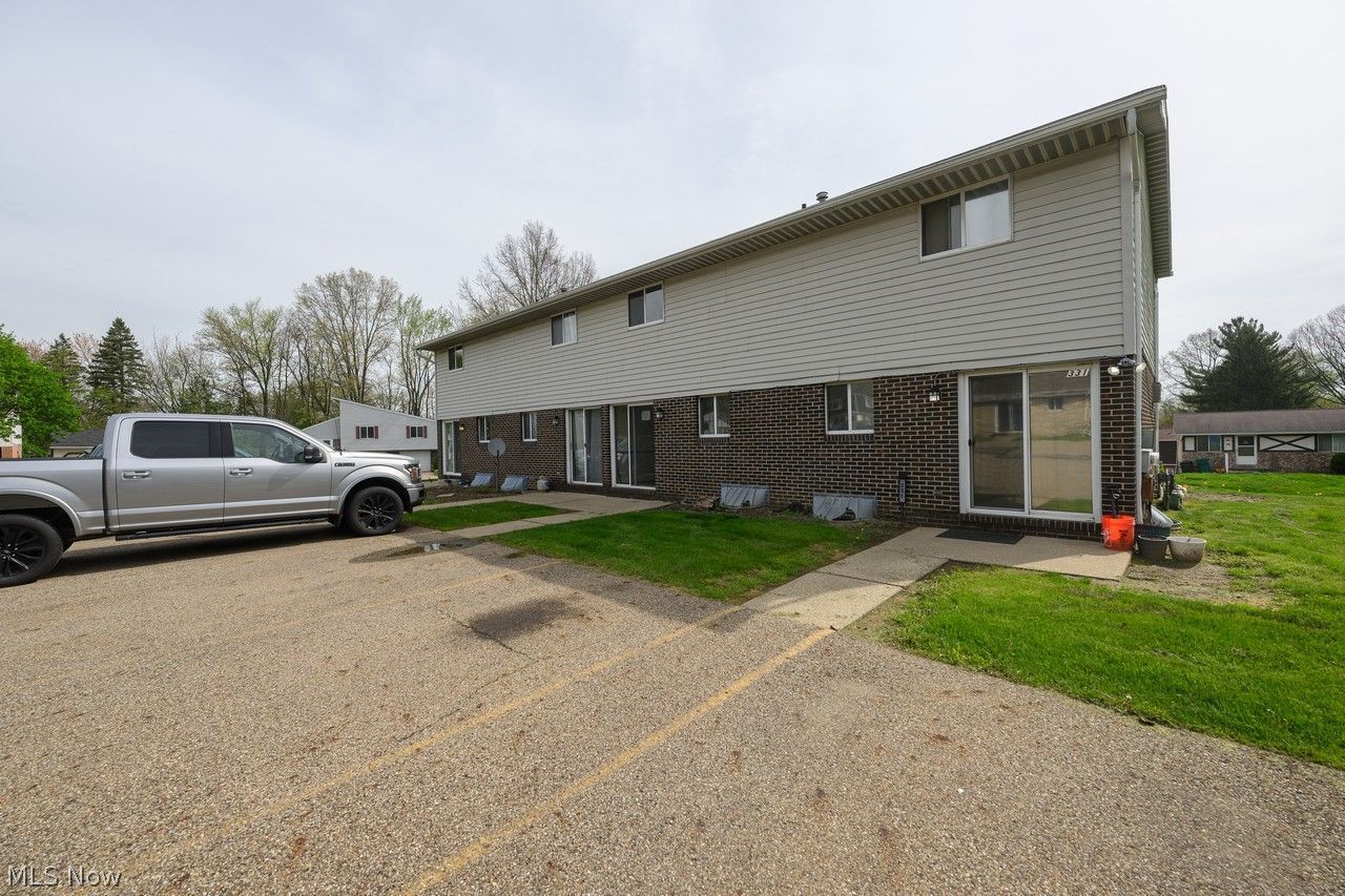 331 Locke Avenue NW Massillon OH 44646