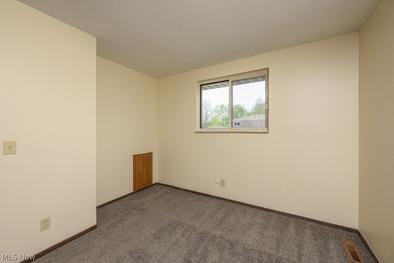 331 Locke Avenue NW Massillon OH 44646
